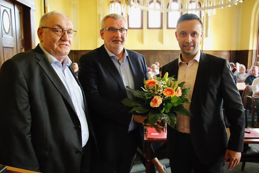 Stefan N&uuml;&szlig;le wurde als 1. Beigeordnetem eine zweite Amtszeit zugestanden