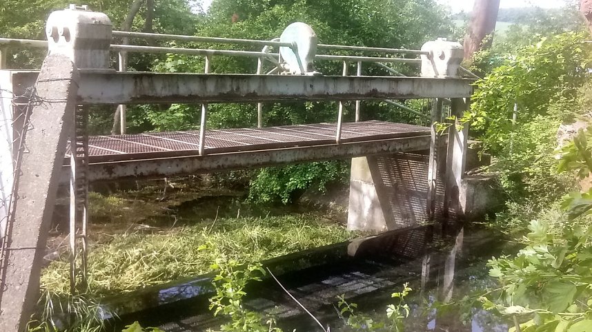 Hier wurde das Wehr von der Nordseite aus fotografiert.