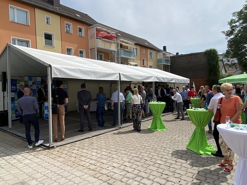Einweihung des WBGreenOne in der Stolberger Stra&szlig;e