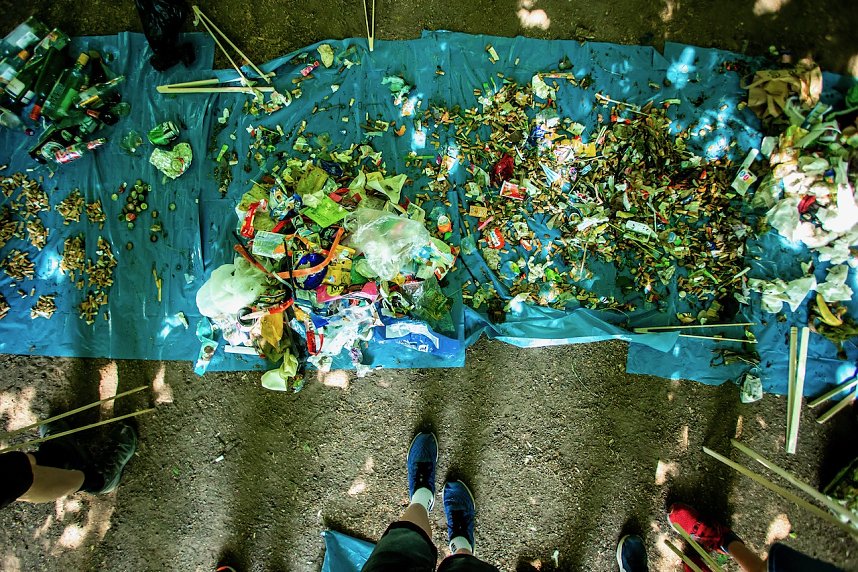 Aufr&auml;um-Aktion der Humbolt-Sch&uuml;ler im Stadtpark