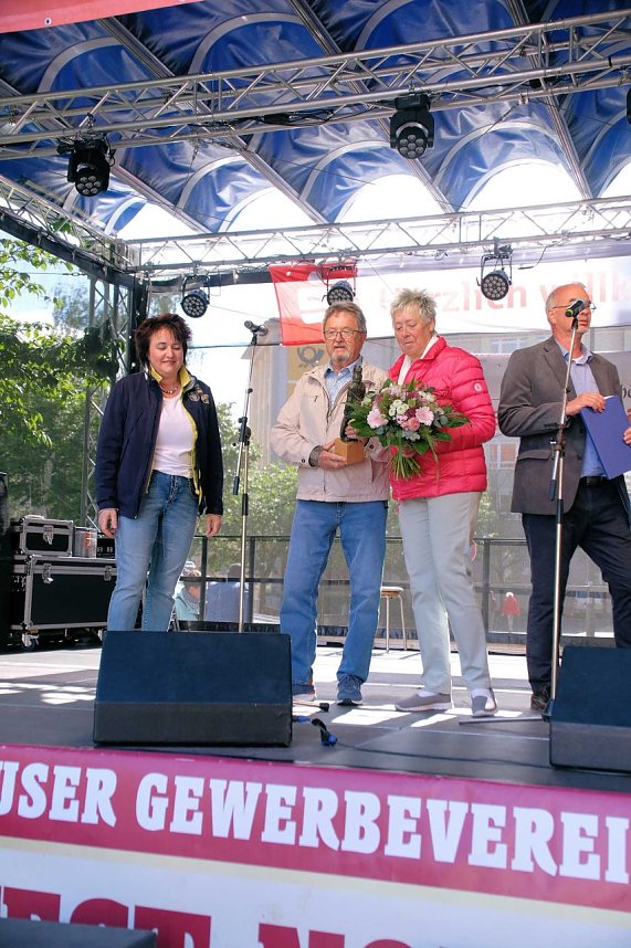 Peter Blei unterwegs auf dem Weinfest