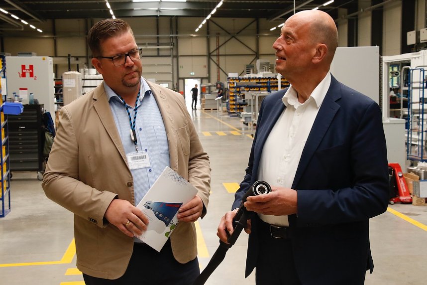 Wirtschaftsminister Wolfgang Tiefensee zu Gast bei Maximator Hydrogen