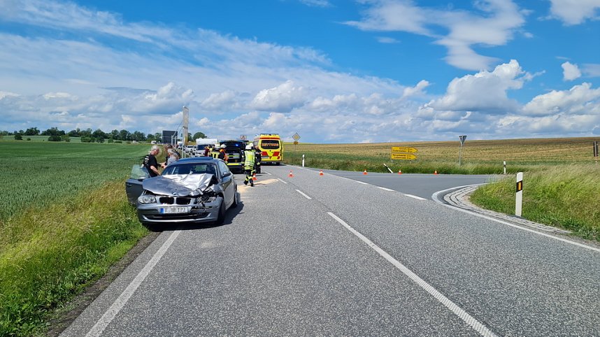 Schwerer Unfall auf der B 243