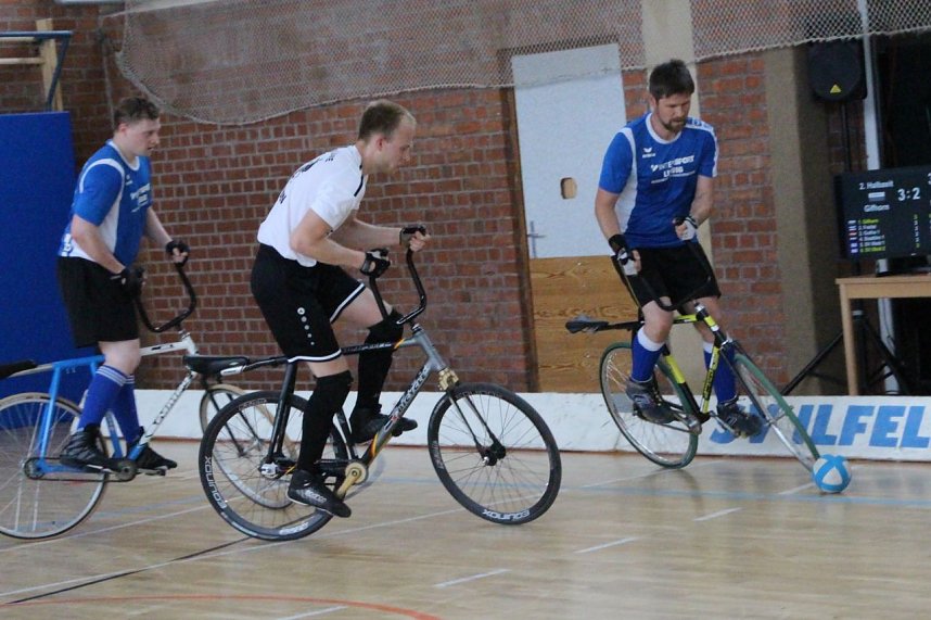 Der S&uuml;dharz-Cup der Radballer bleibt in Ilfeld