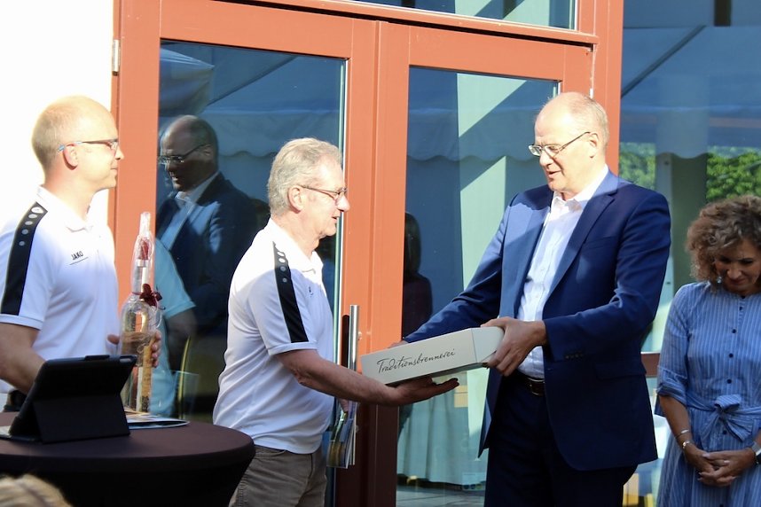 Verleihung der Ehrenplaketten des Landkreises Nordhausen 2022 in der Kalkh&uuml;tte in Urbach