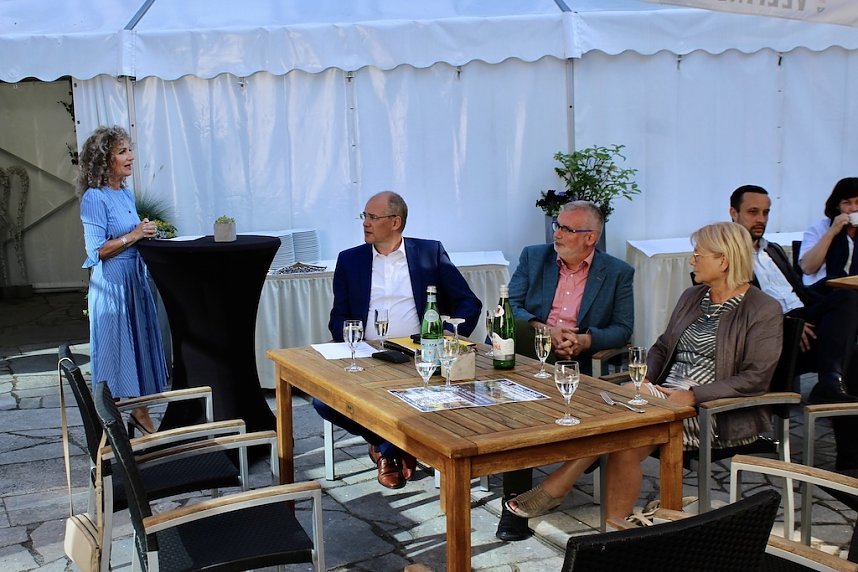 Verleihung der Ehrenplaketten des Landkreises Nordhausen 2022 in der Kalkh&uuml;tte in Urbach