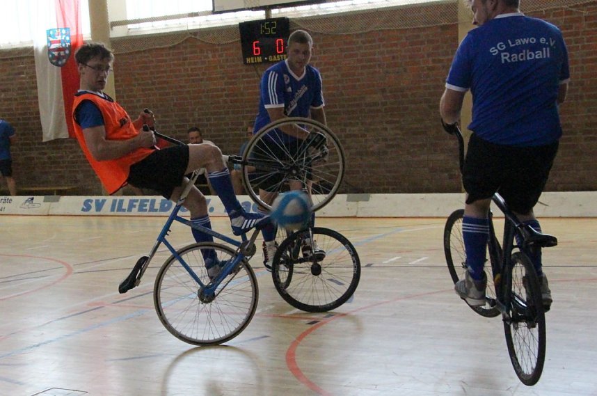 Die Ilfelder Radballer k&auml;mpfen weiter um den Aufstieg