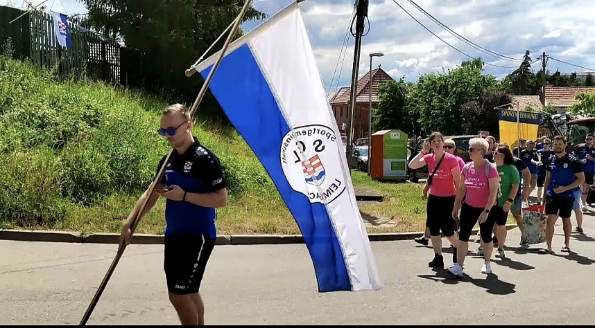 Gro&szlig;er Umzug in Leimbach