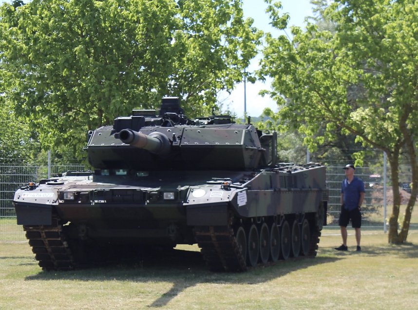 Tag der "Offenen T&uuml;r" auf dem Gel&auml;nde der Kyffh&auml;user Kaserne zwischen Bad Frankenhausen und Seehausen 