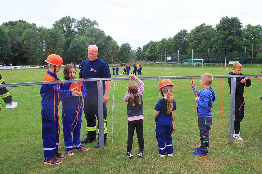 Gemeinsamer Aktionstag der Jugendfeuerwehren Bielen und Mitte
