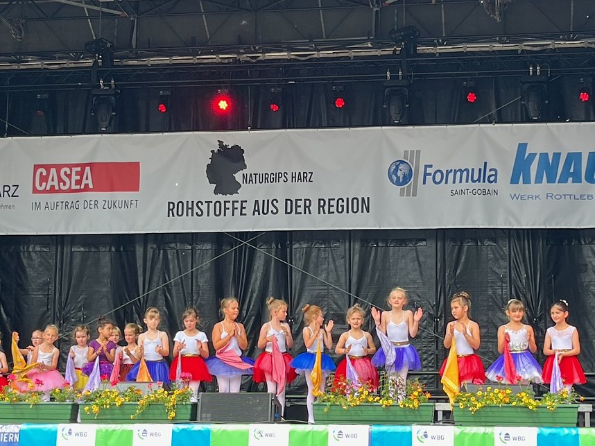 Die Eleven des Tanzstudios Radeva hatten zuletzt viel B&uuml;hnenzeit