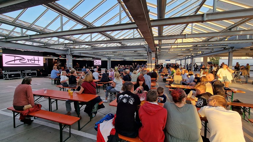 Konzertsaal auf dem Parkdeck