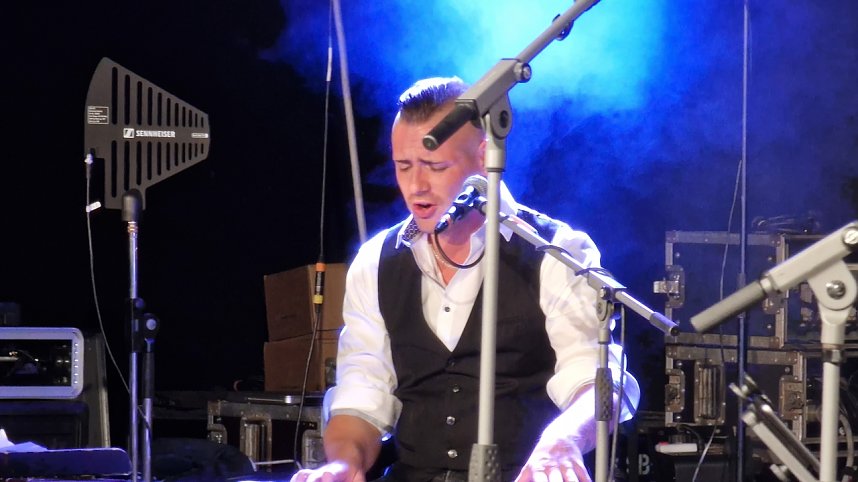 Konzertsaal auf dem Parkdeck