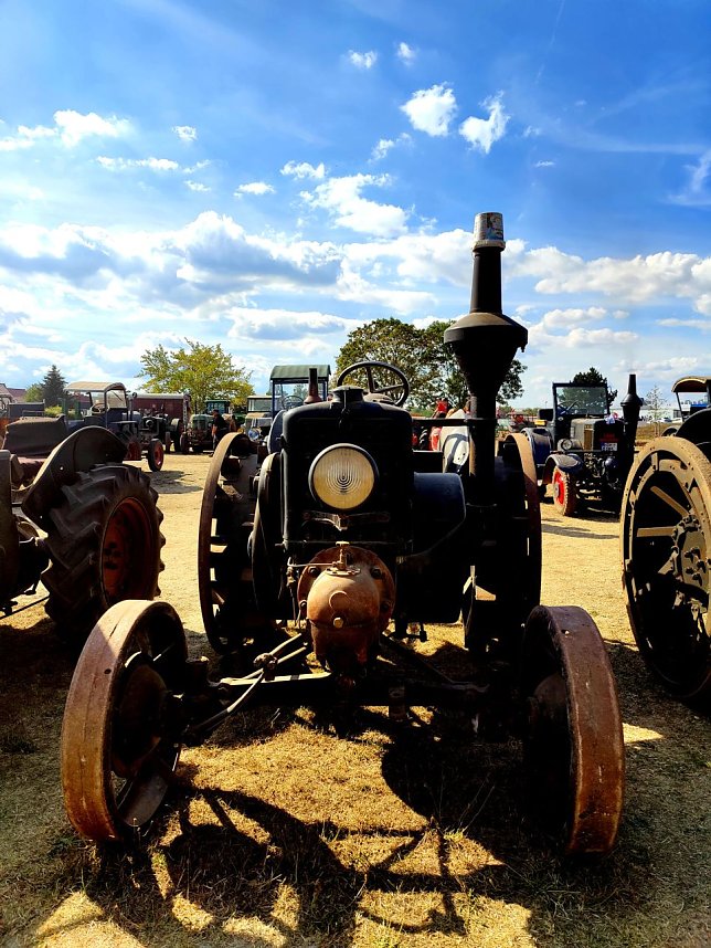 20. Dreschfest auf dem Scheunenhof