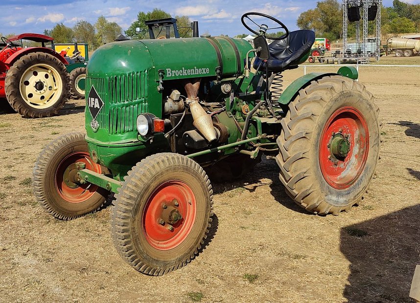 20. Dreschfest auf dem Scheunenhof