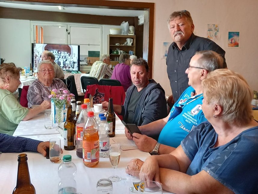 110 Jahre Hainr&ouml;der Dorfschule