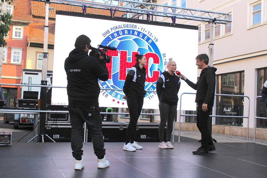 Vorstellung des neuen THC-Teams gestern auf dem Langensalzaer Neumarkt