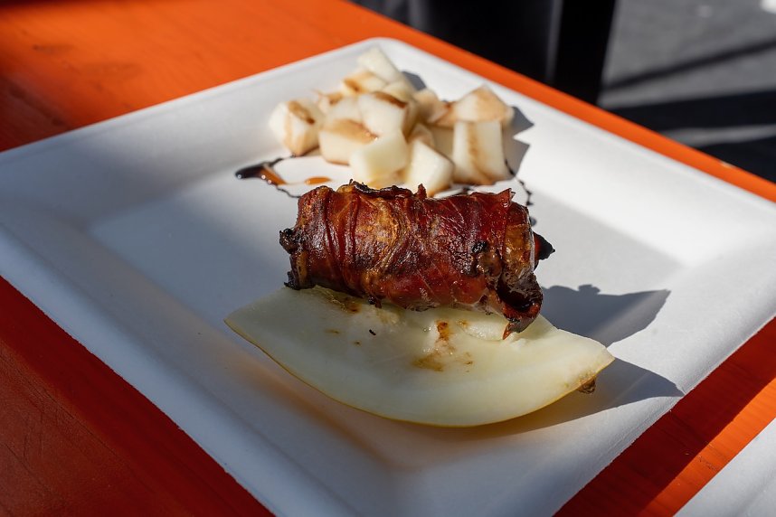 Grillmeisterschaft auf dem Parkdeck der Marktpassage