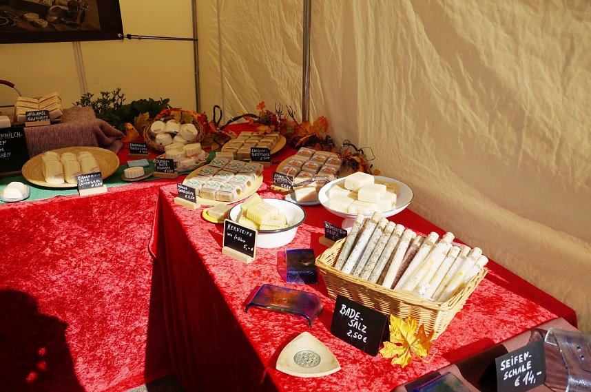 Hofmarkt der Traditionsbrennerei