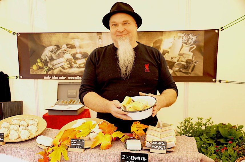 Hofmarkt der Traditionsbrennerei