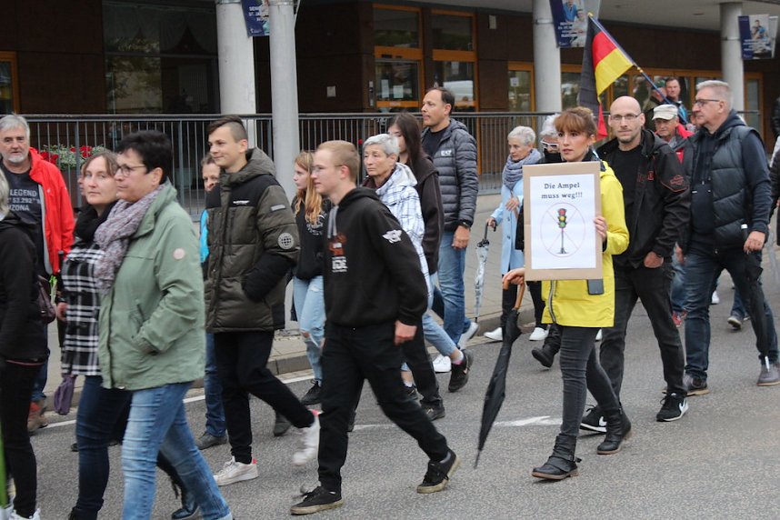 "B&uuml;rgerbewegung" durch die Nordh&auml;user Innenstadt
