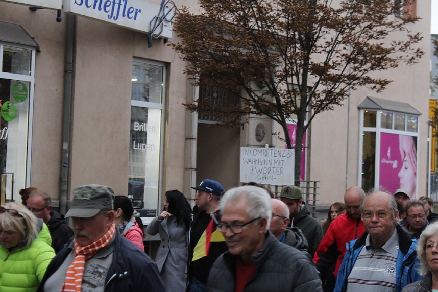 "B&uuml;rgerbewegung" durch die Nordh&auml;user Innenstadt