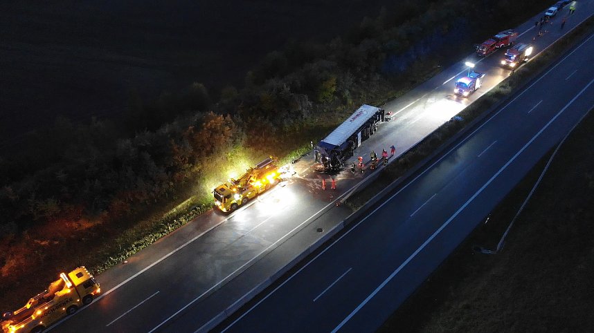 KKW kippt auf der A38 um