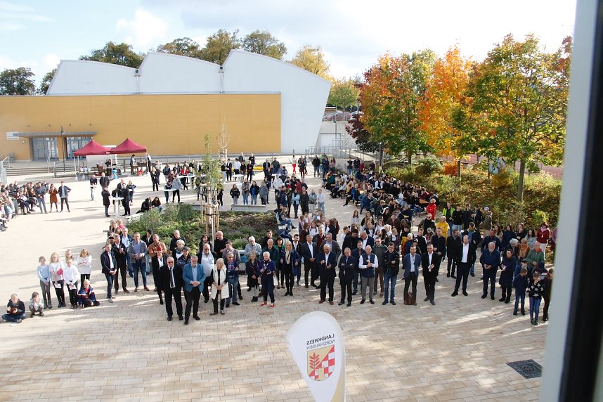 Es "Schillert" in Bleicherode - der Umbau des Gymnasiums wurde heute offiziell beendet
