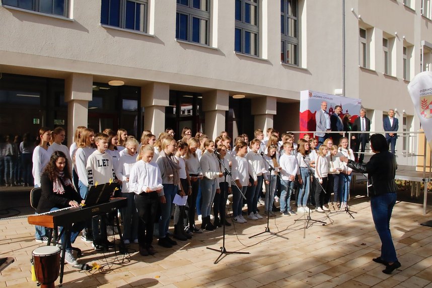 Es "Schillert" in Bleicherode - der Umbau des Gymnasiums wurde heute offiziell beendet