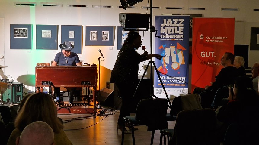 Furioser Auftakt in der Kreissparkasse