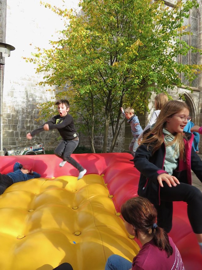 Handwerkertage beim Kinder-Kirchen-Laden