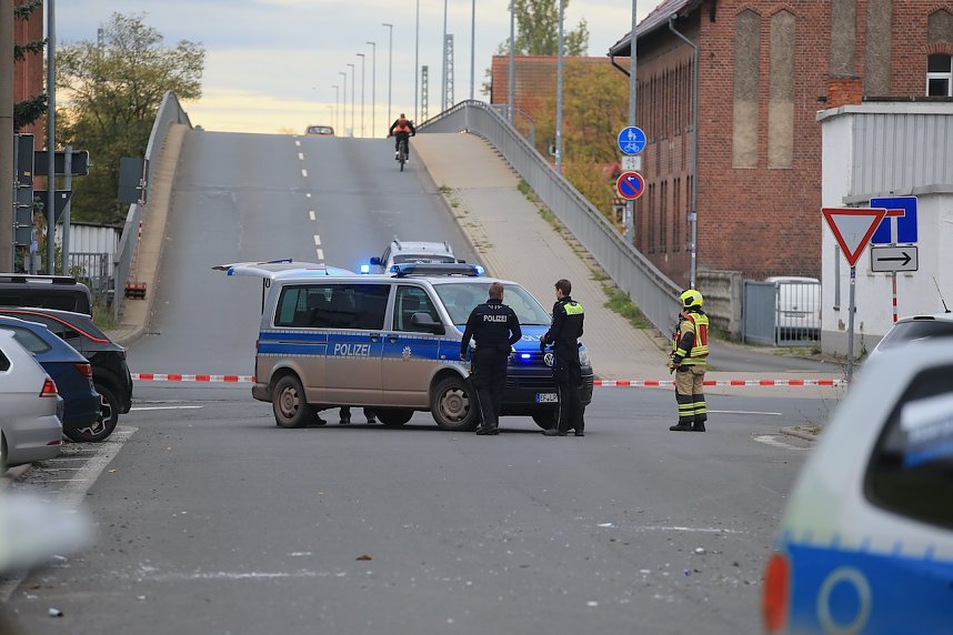 Gro&szlig;einsatz in der Bruno-Kunzte-Stra&szlig;e