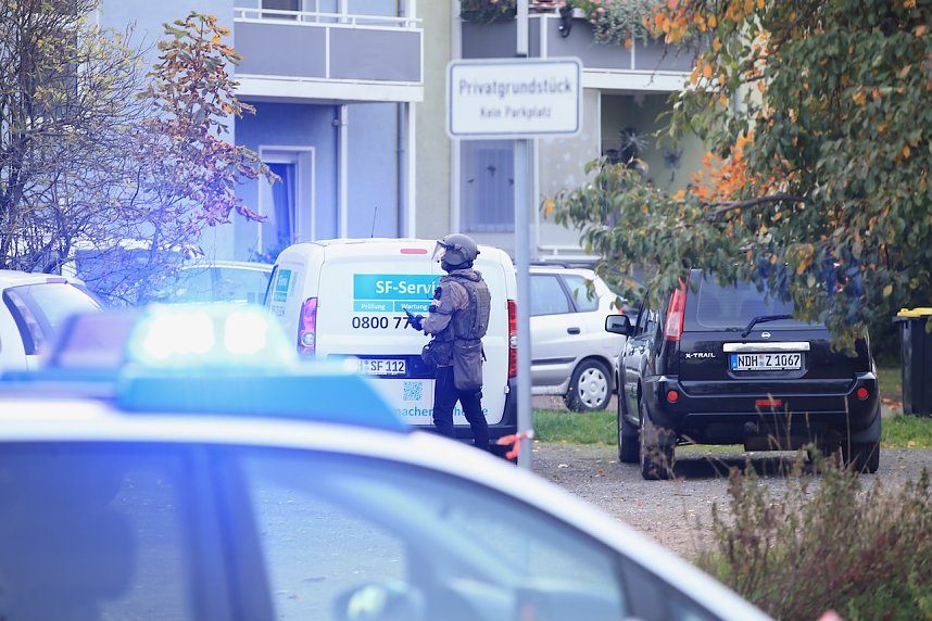 Gro&szlig;einsatz in der Bruno-Kunzte-Stra&szlig;e