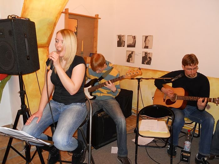 Fr&uuml;hlingsparty in der Jesus Gemeinde