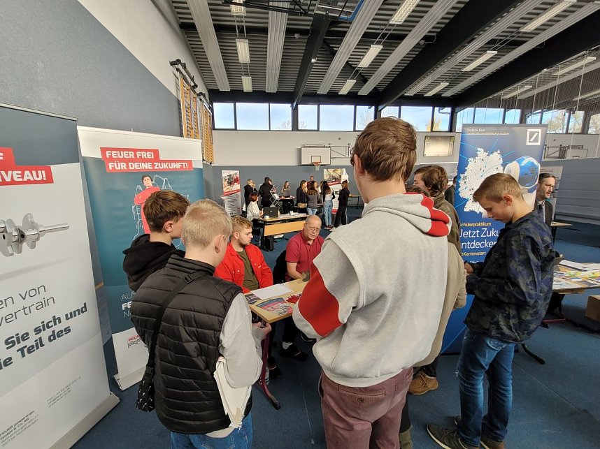 Seminarfach- und Mini-Berufsmessen im Landkreis