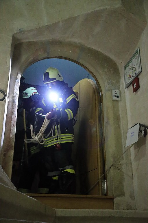 Gro&szlig;einsatz am Heringer Schloss