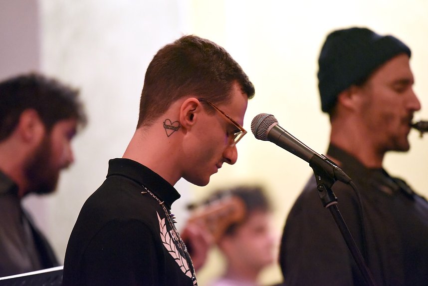 Tryon in der Jazzmangel