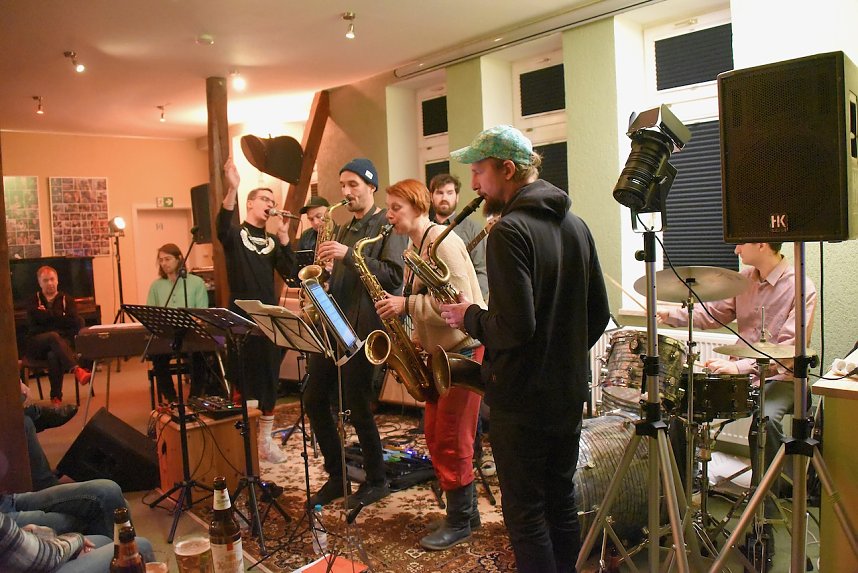 Tryon in der Jazzmangel