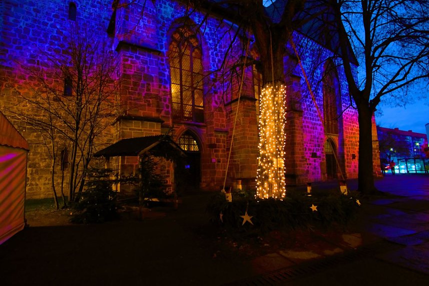 Nordhausen und sein Weihnachtsmarkt in festlichem Schmuck