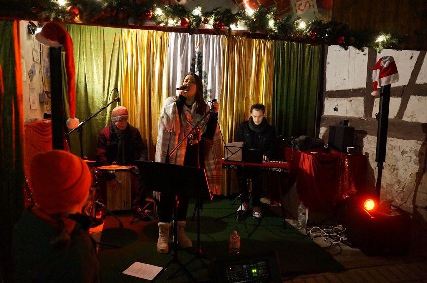 Weihnachtsmarkt in Urbach