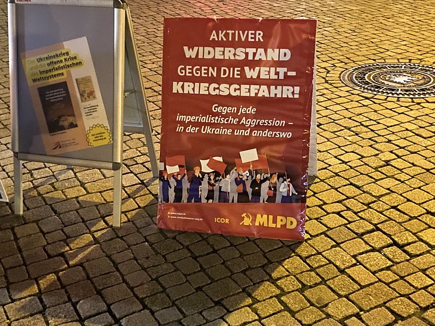 Zwei Kundgebungen am Weihnachtsmarkt
