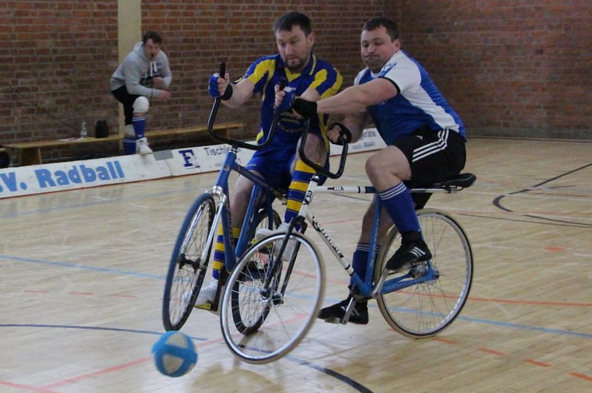 F&uuml;r die Ilfelder Radballer sollte es ein durchwachsener Spieltag werden