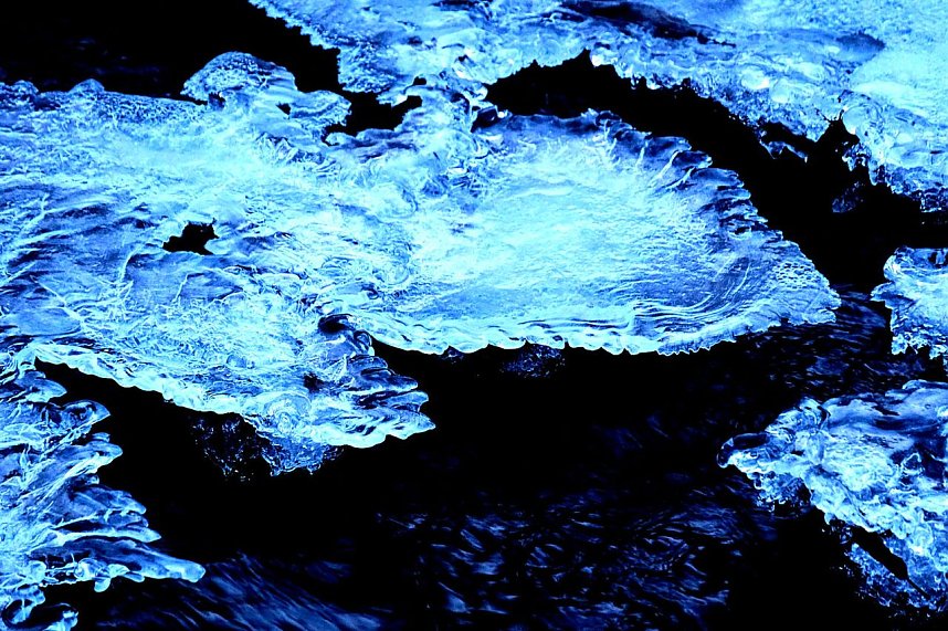 Eisige K&auml;lte im Brandesbachtal