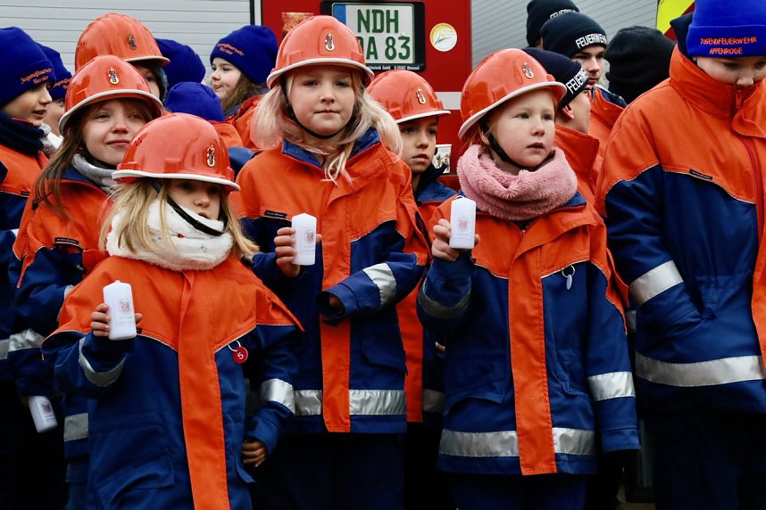 Das Friedenslicht aus Bethlehem ist zum 14. mal im Landkreis verteilt worden