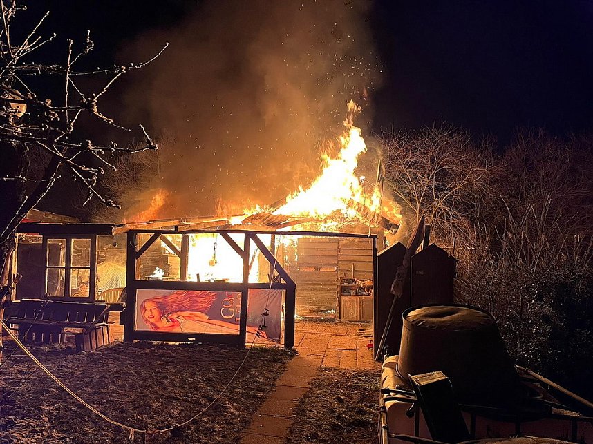 Gartenlaubenbrand in der Blumensiedlung
