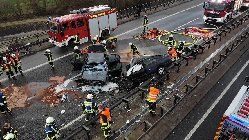 Tragischer Unfall auf der A 38