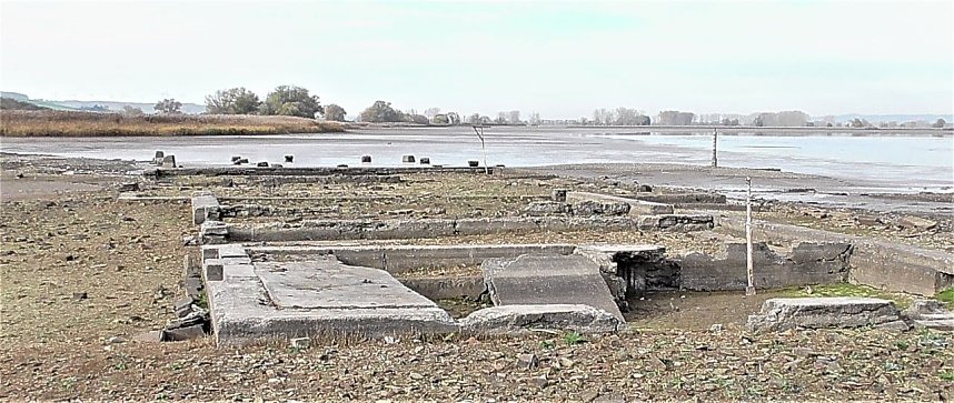 Spuren der Vergangenheit am Stausee Kelbra