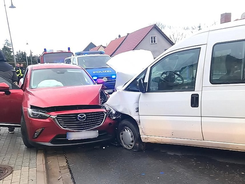 Crash bei G&uuml;nzerode