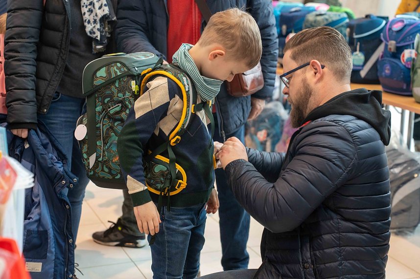 Schulranzentag im Autohaus