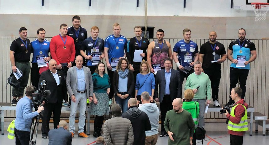 Peter Blei beim Kugelsto&szlig; Indoor
